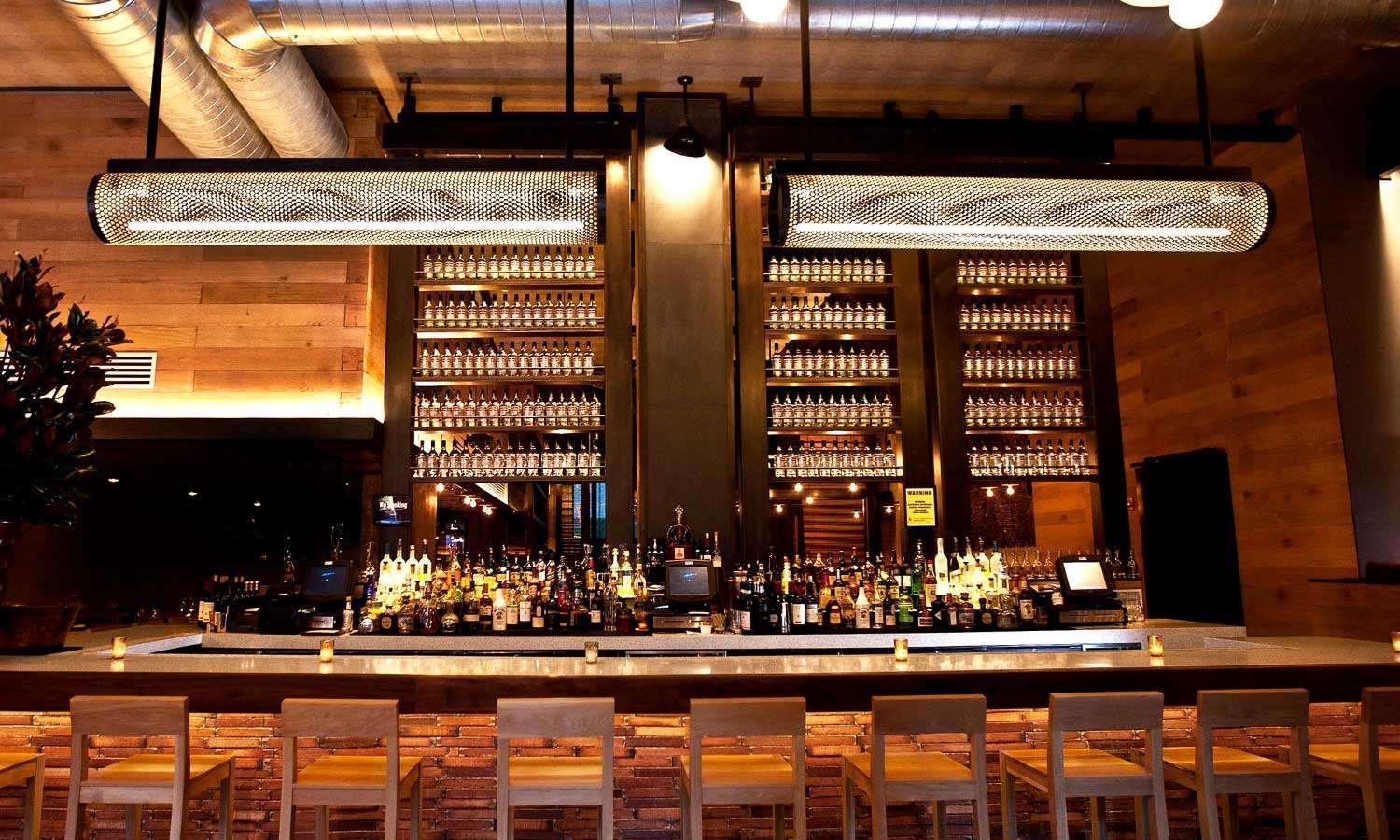 Отель Royalton Park Avenue Нью-Йорк Экстерьер фото The bar at the restaurant