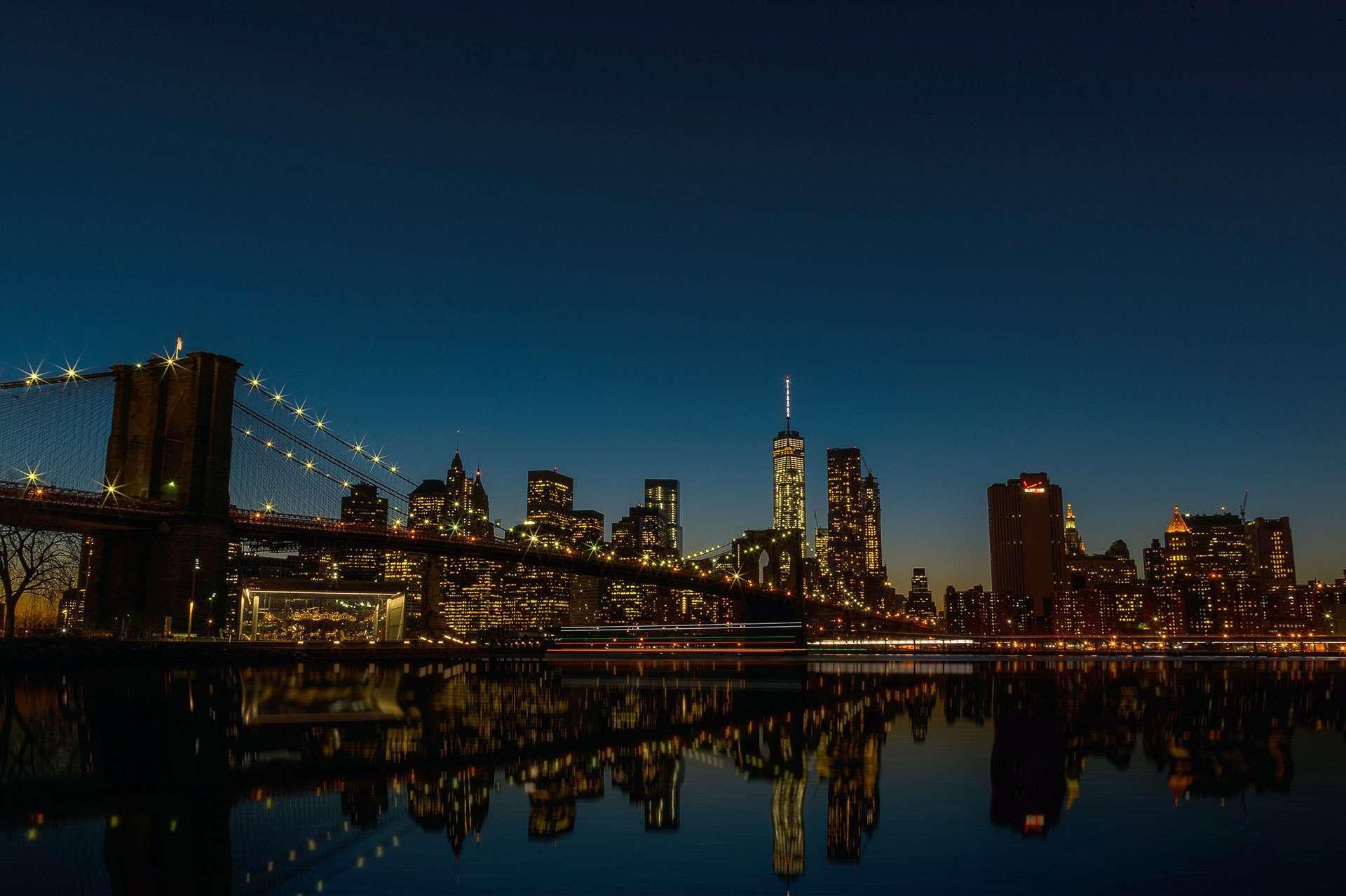 Отель Royalton Park Avenue Нью-Йорк Экстерьер фото Manhattan skyline at night