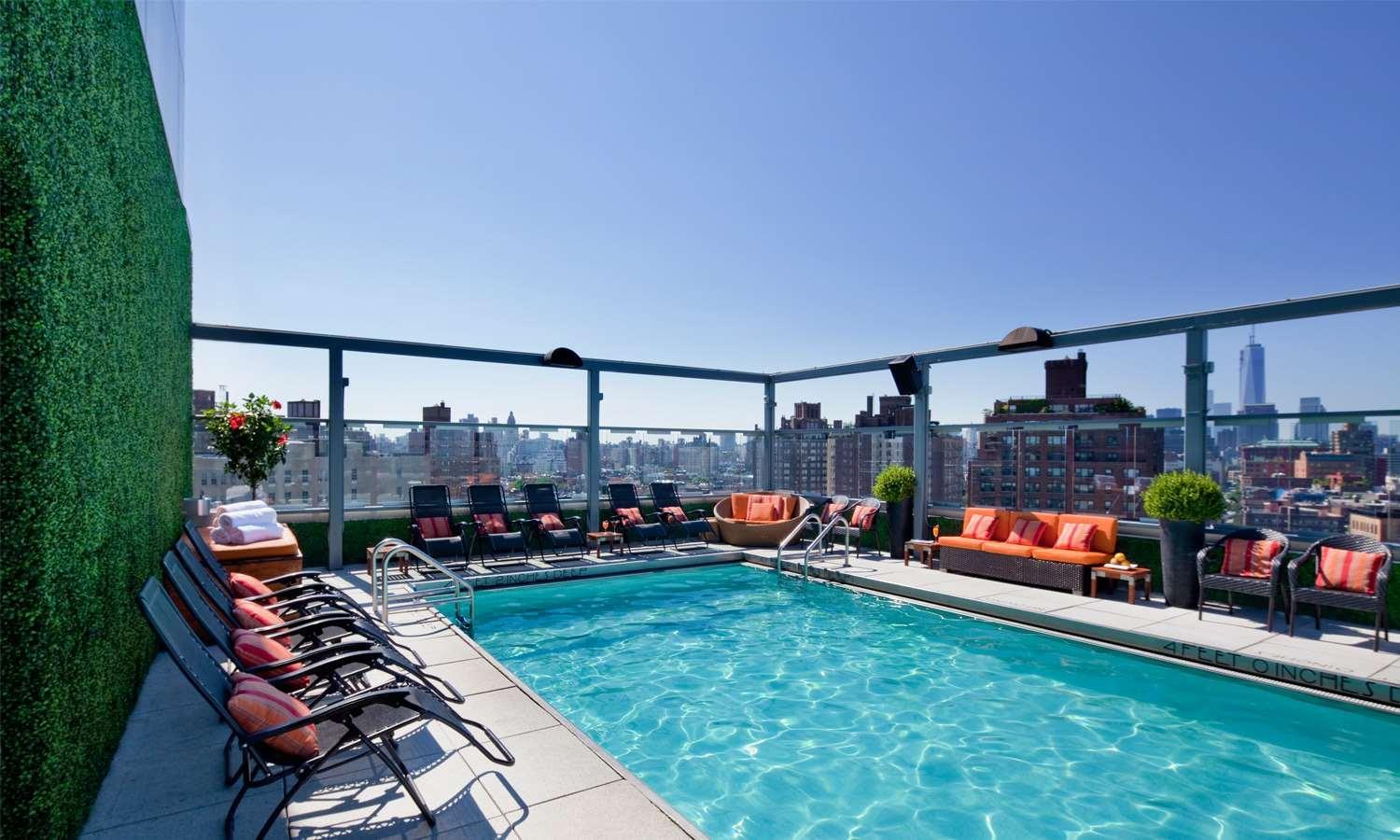 Отель Royalton Park Avenue Нью-Йорк Экстерьер фото Rooftop pool