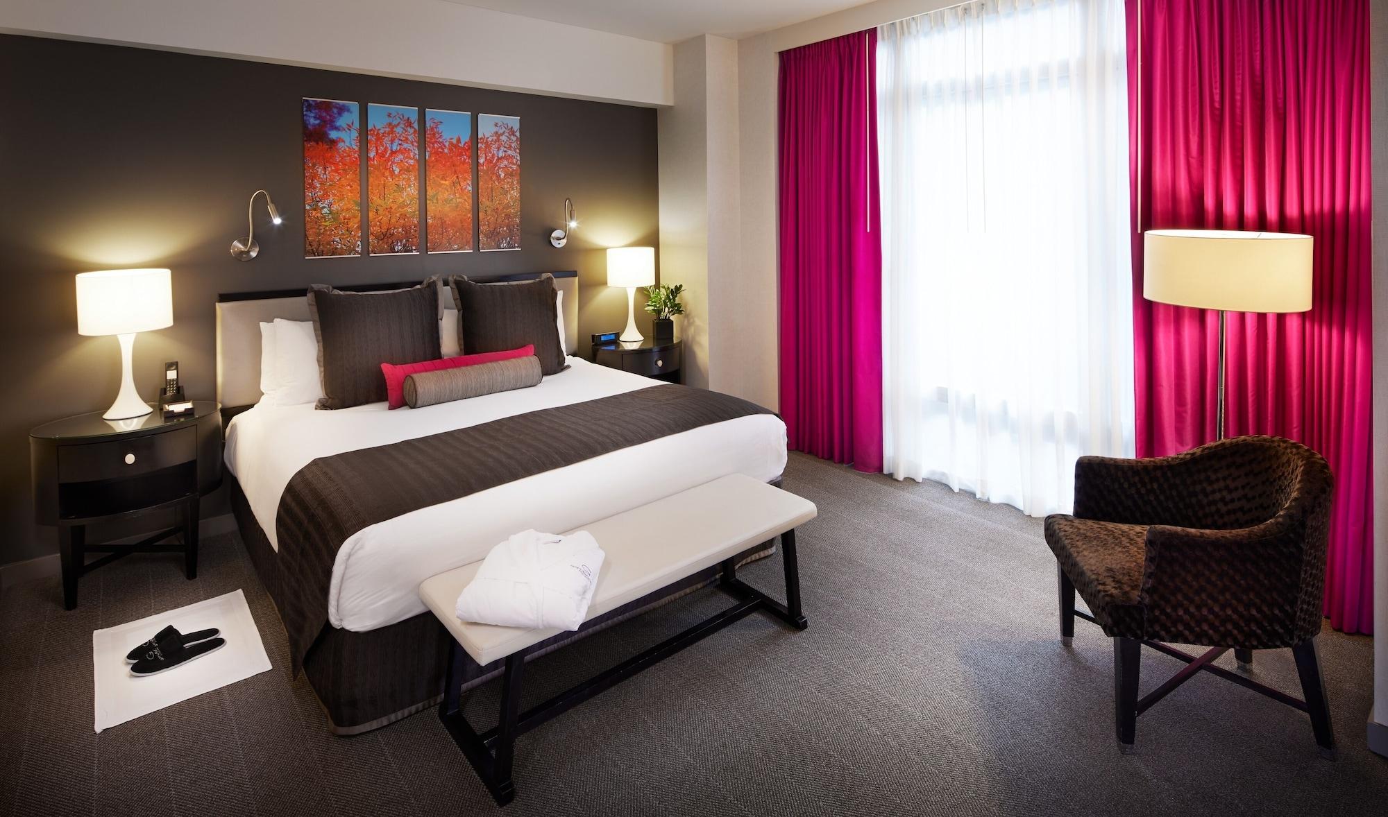 Отель Royalton Park Avenue Нью-Йорк Экстерьер фото A room at the hotel