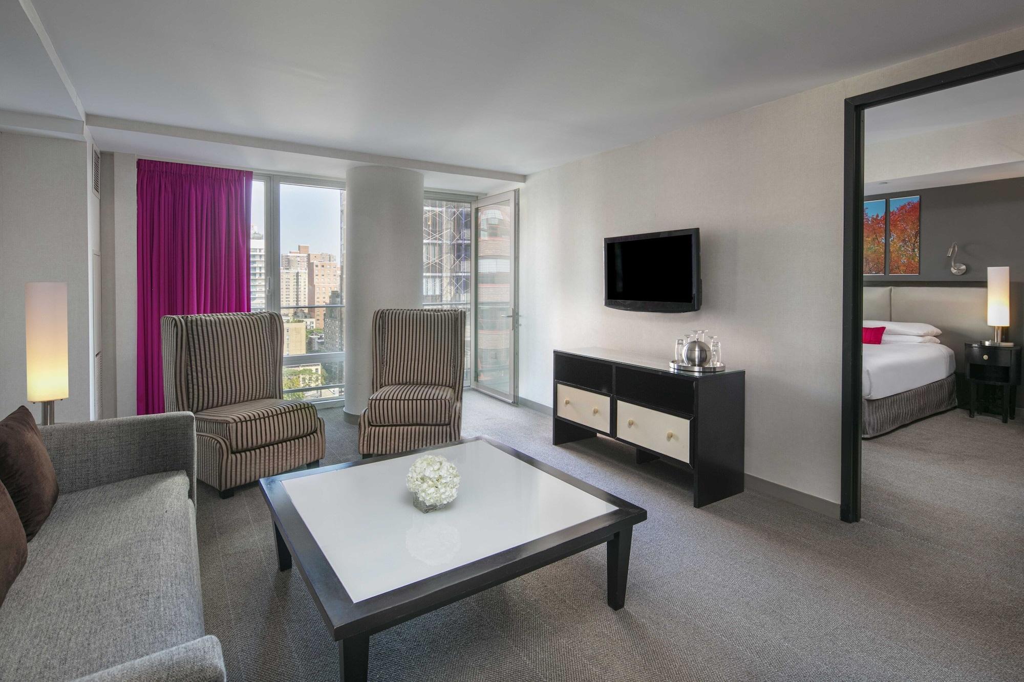 Отель Royalton Park Avenue Нью-Йорк Экстерьер фото A suite at the Hilton San Francisco